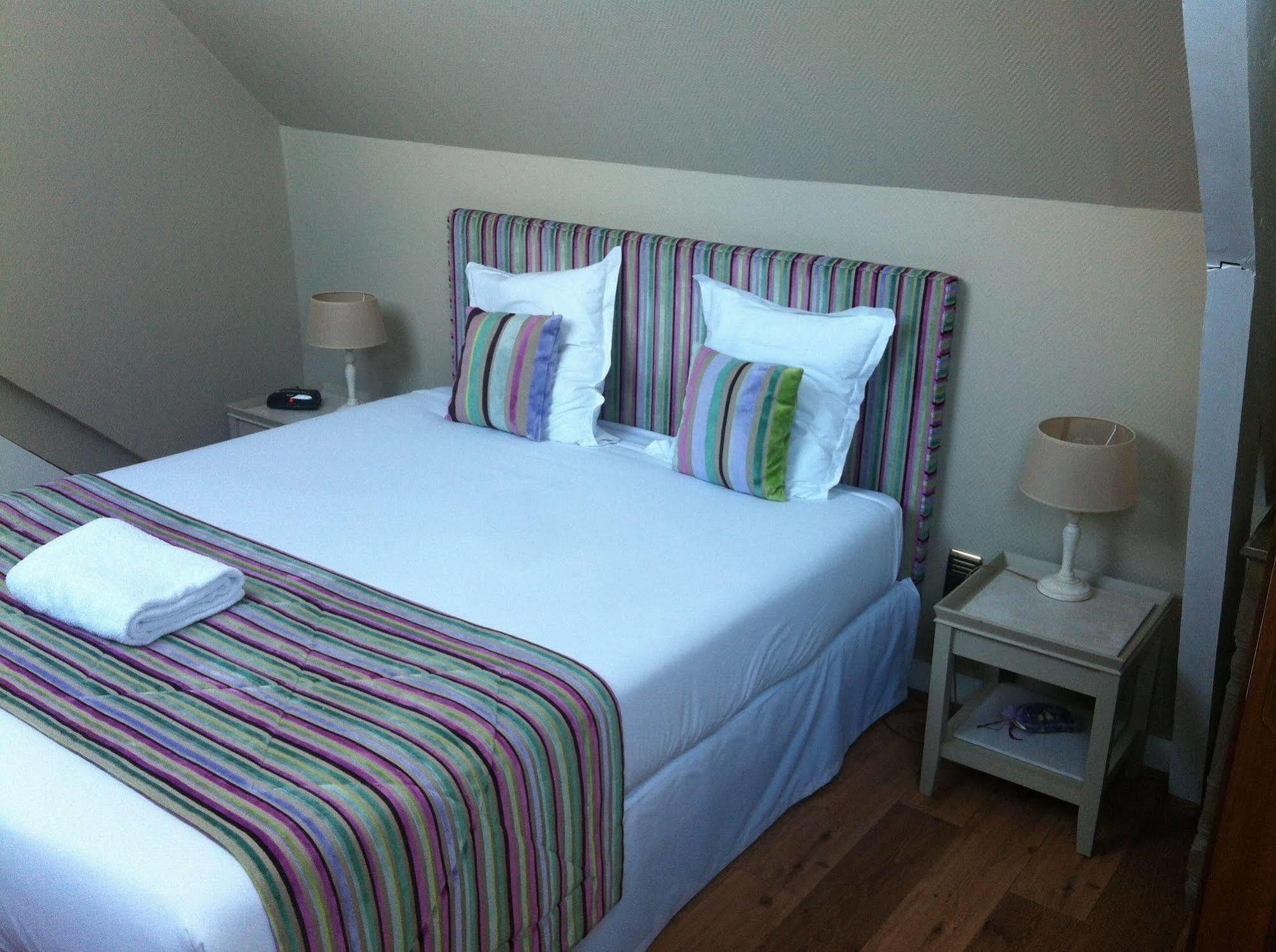 Saint Graal Bed & Breakfast Chamant Dış mekan fotoğraf